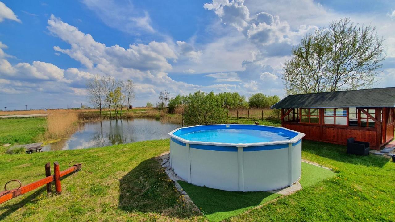 Etno Salas - Etno Ranch - Seosko Turisticko Domacinstvo Villa Palić Exterior foto