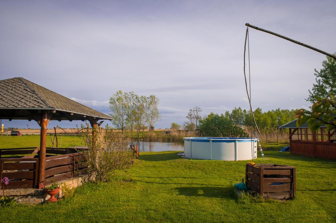 Etno Salas - Etno Ranch - Seosko Turisticko Domacinstvo Villa Palić Exterior foto